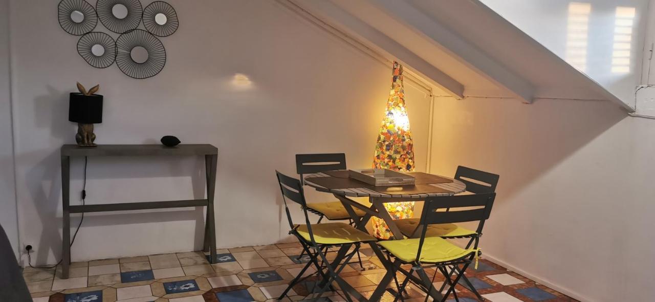 Malendure Bay Appartements Bouillante Exterior photo